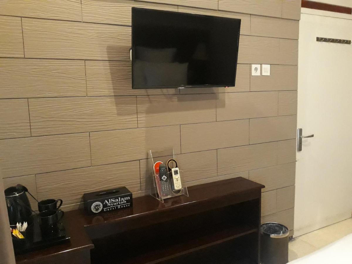 Alsalam Syariah Guesthouse Surakarta  Ngoại thất bức ảnh