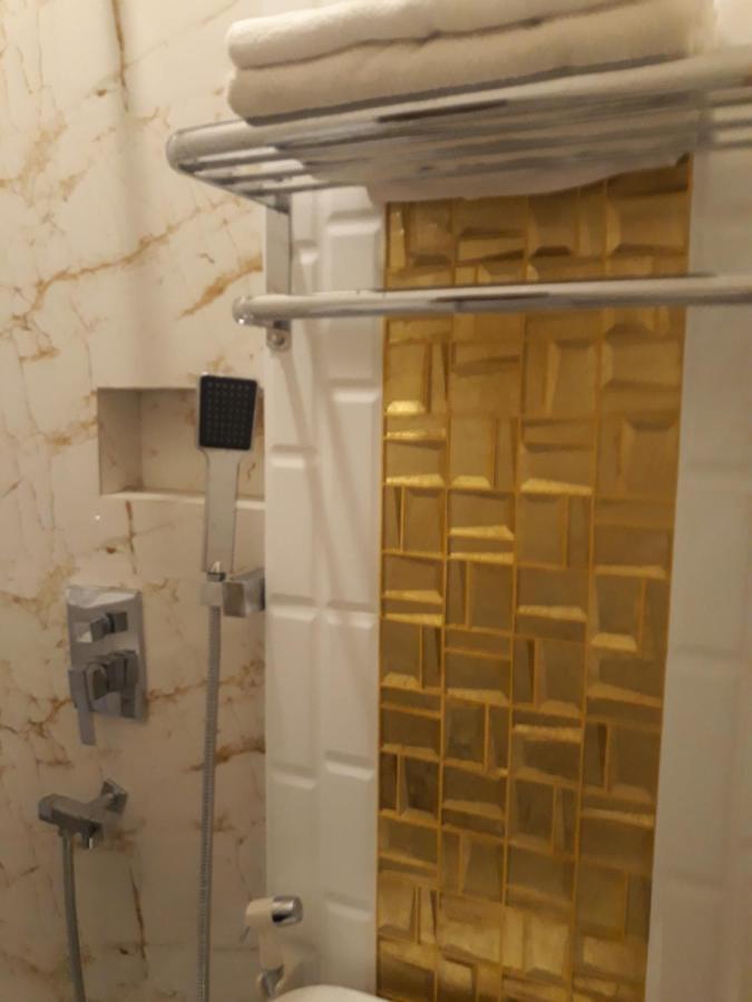 Alsalam Syariah Guesthouse Surakarta  Ngoại thất bức ảnh